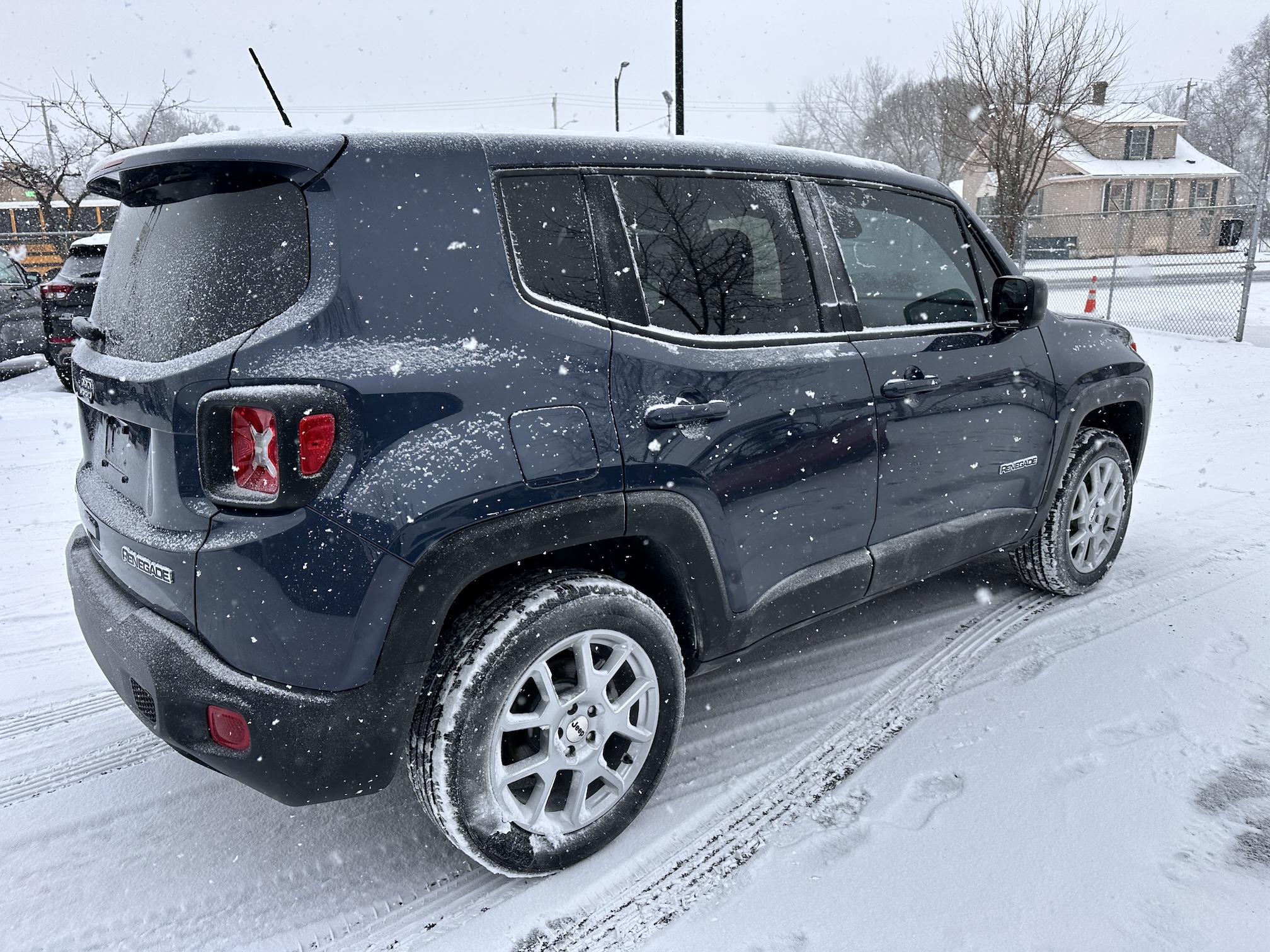 2023 JEEP RENEGADE 4X4