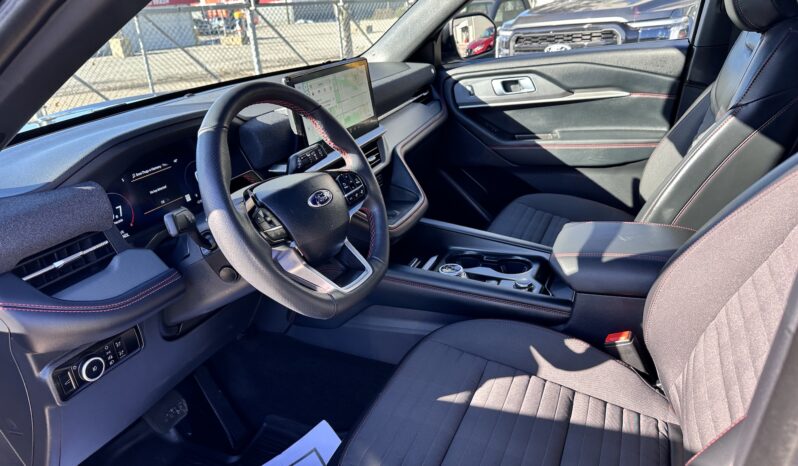 
								2025 FORD EXPLORER ST-LINE full									
