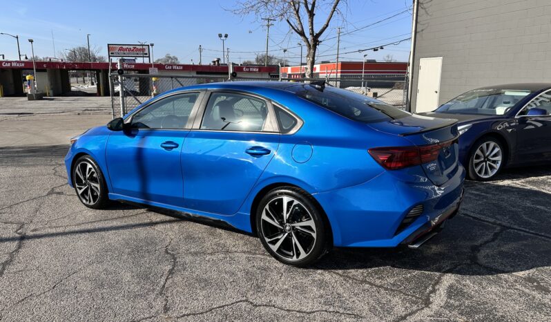 
								2021 KIA FORTE GT full									