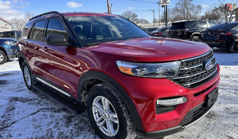 
								2022 FORD EXPLORER AWD full									