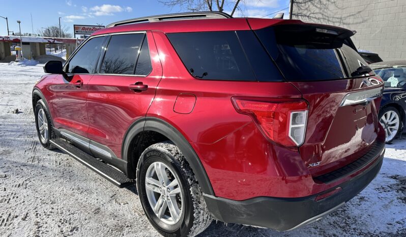 
								2022 FORD EXPLORER AWD full									