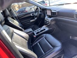 
										2022 FORD EXPLORER AWD full									