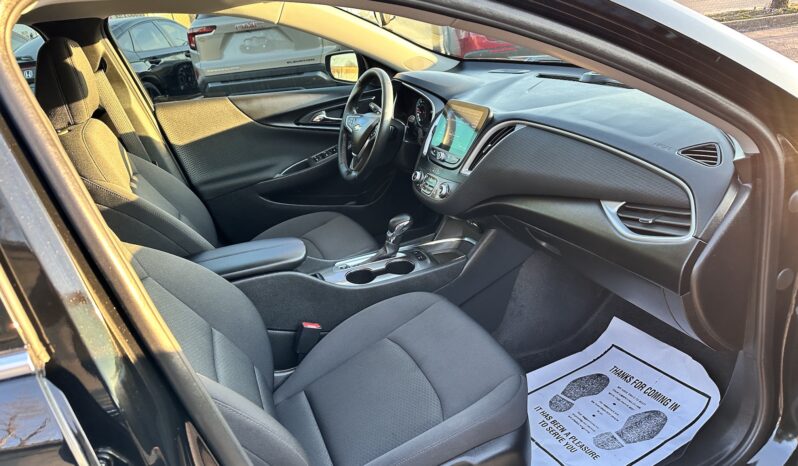 
								2025 CHEVY MALIBU LT full									