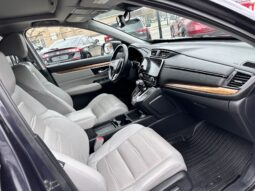 
										2017 HONDA CR-V AWD full									