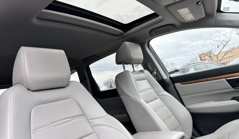 
								2017 HONDA CR-V AWD full									