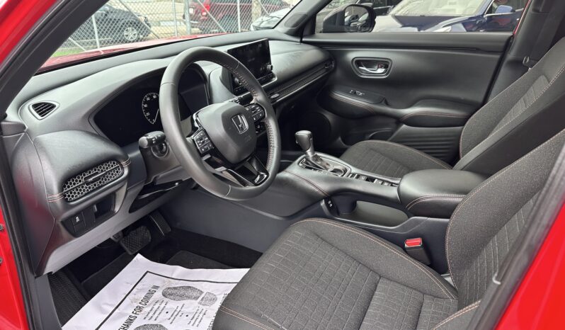 
								2025 HONDA HR-V AWD full									