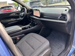 
										2025 CHEVY TRAVERSE LT full									