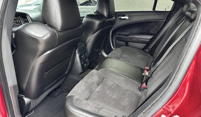 
								2021 DODGE CHARGER GT AWD full									