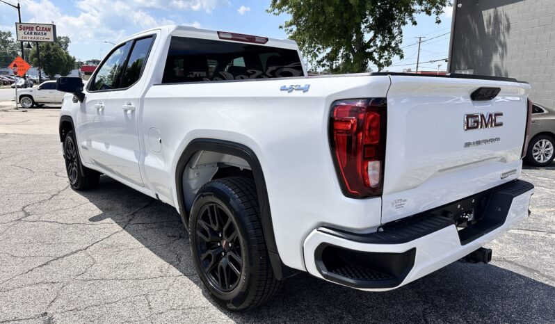 
								2024 GMC SIERRA 4X4 ELEVATION full									