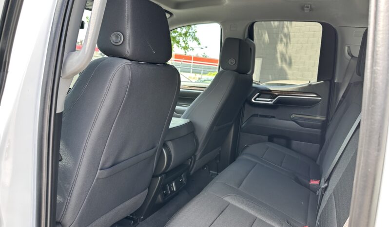 
								2024 GMC SIERRA 4X4 ELEVATION full									