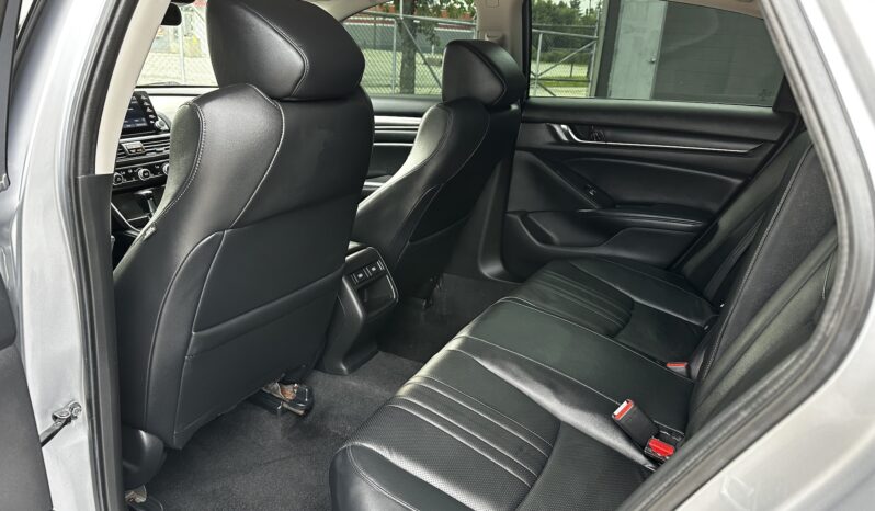 
								2022 HONDA ACCORD SPORT full									