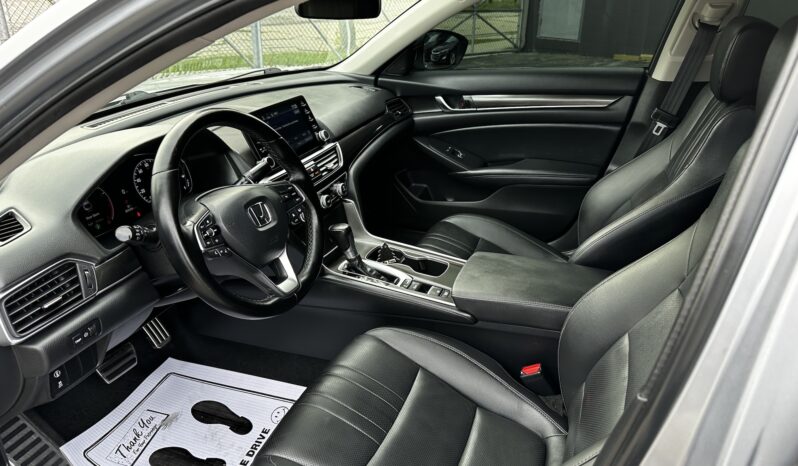 
								2022 HONDA ACCORD SPORT full									